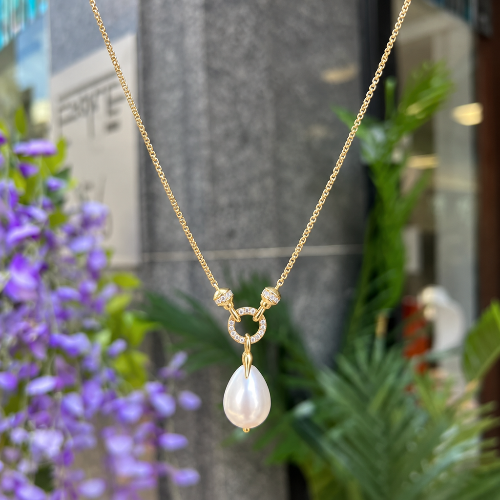 Gold Linked Shell Pearl Drop Pendant Necklace | Ania Haie