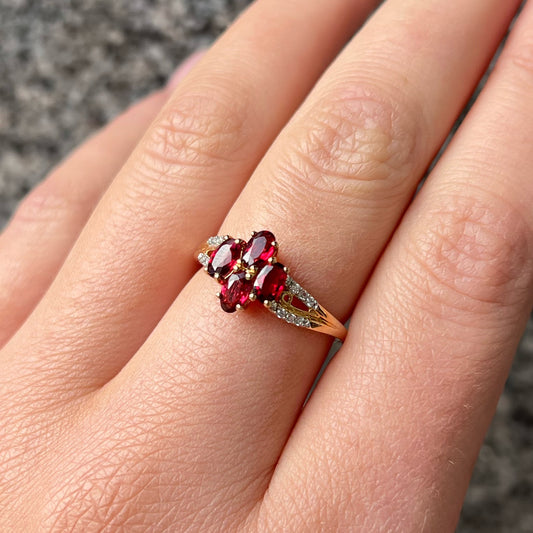 Vintage 9ct Yellow Gold Red Garnet And Diamond Cluster Ring