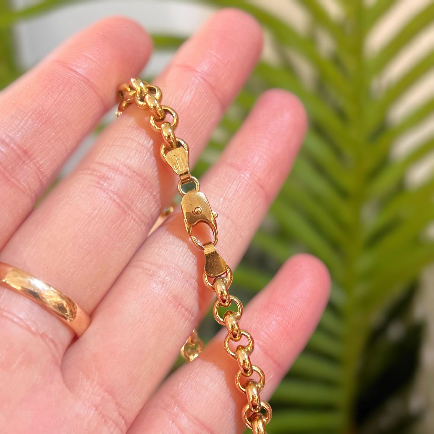 RARE Vintage Solid 9ct Yellow Gold Sawn-off Shotgun Pendant