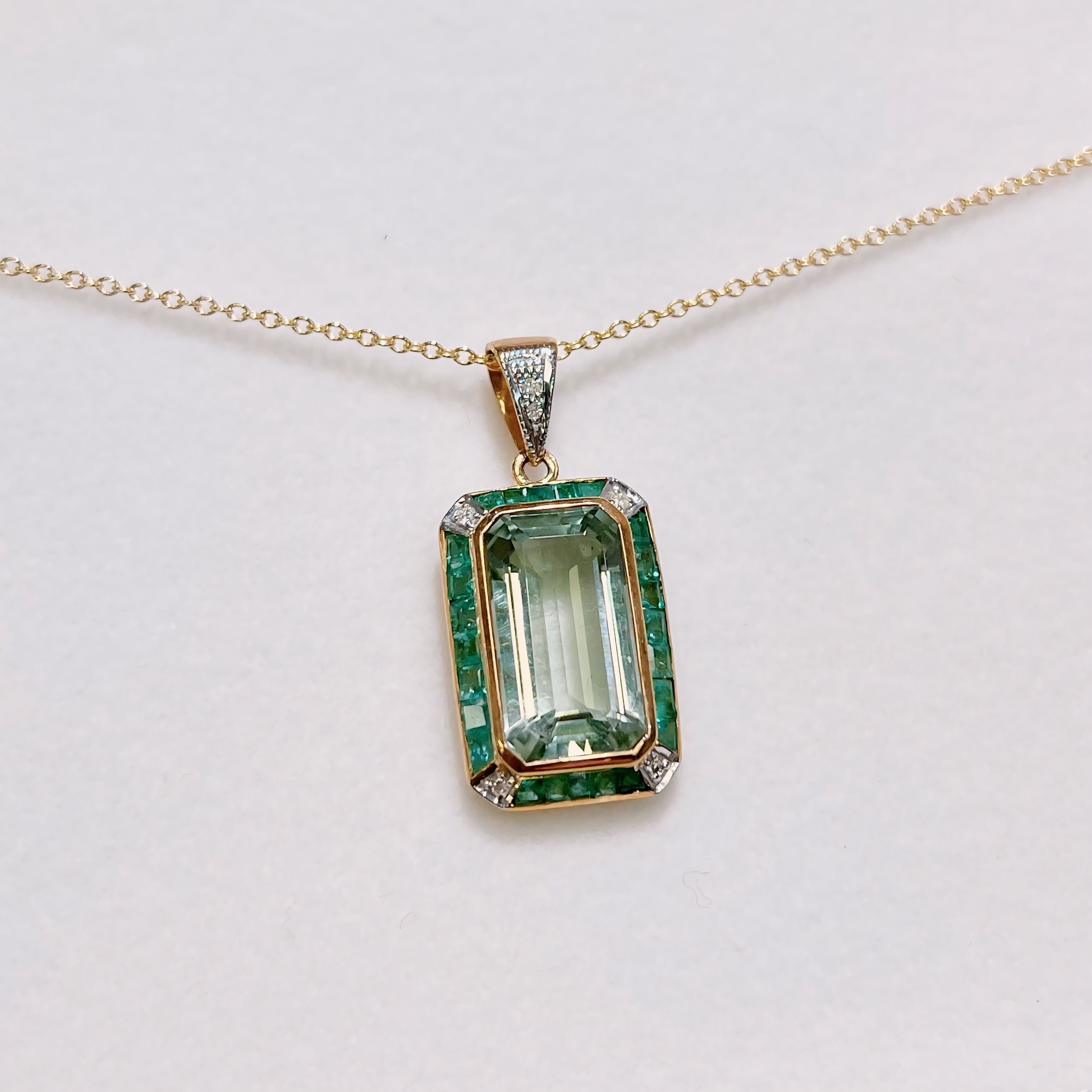 High quality ✨Emerald Art Deco Necklace✨