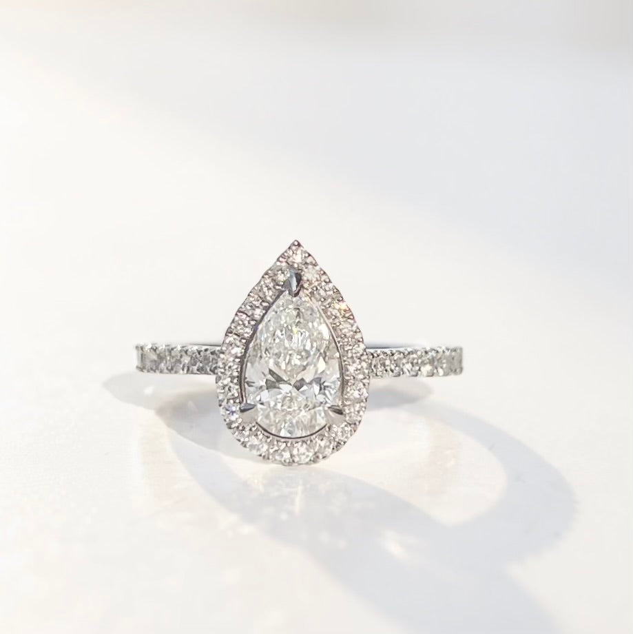 Classic Platinum Pear-Shaped LAB-GROWN Diamond Engagement Ring - Size N