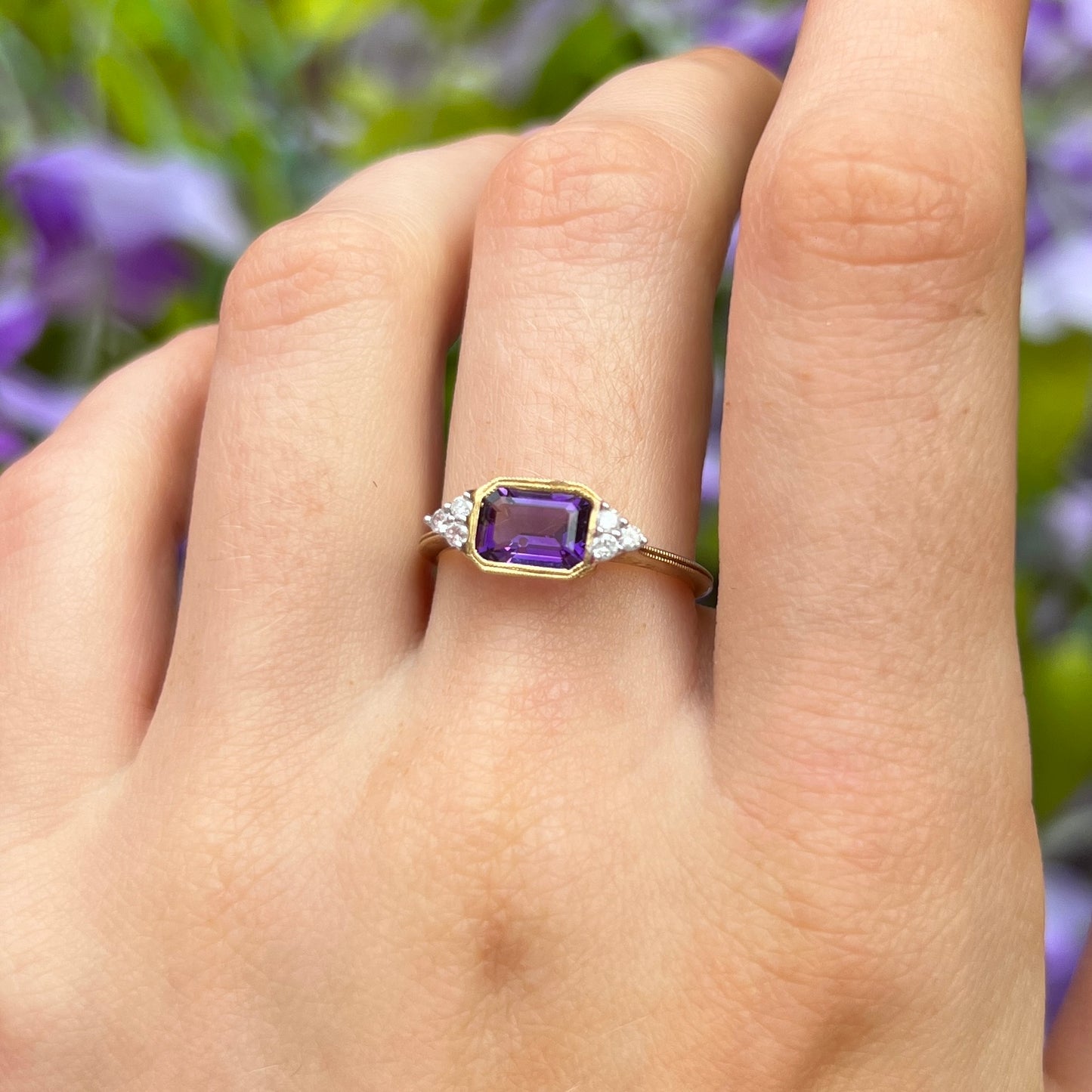 9ct Yellow Gold Amethyst and Diamond Ring - Size M 1/2