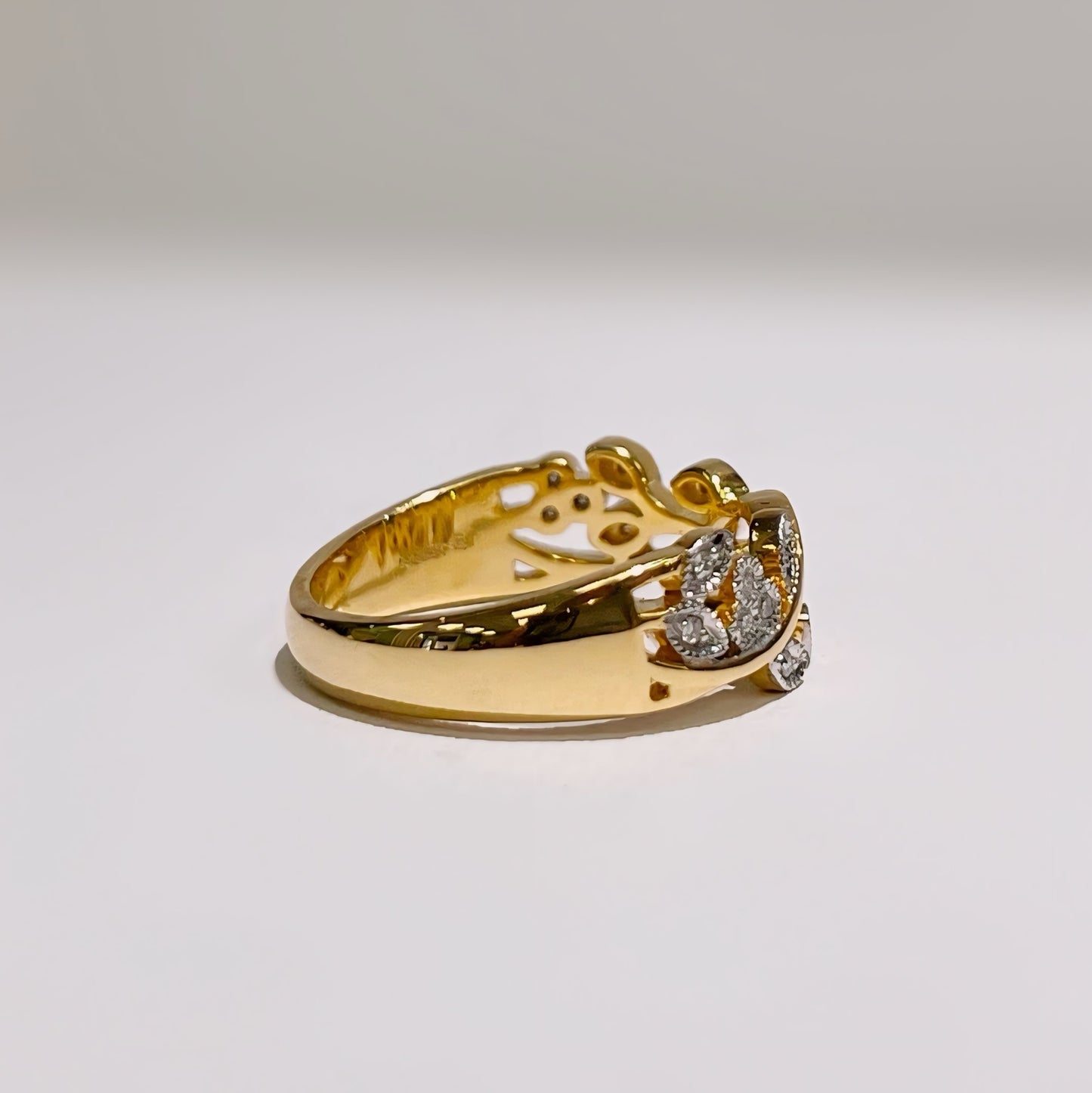 'Flora' RIng - 18ct Yellow Gold Floral Diamond Band Size M1/2