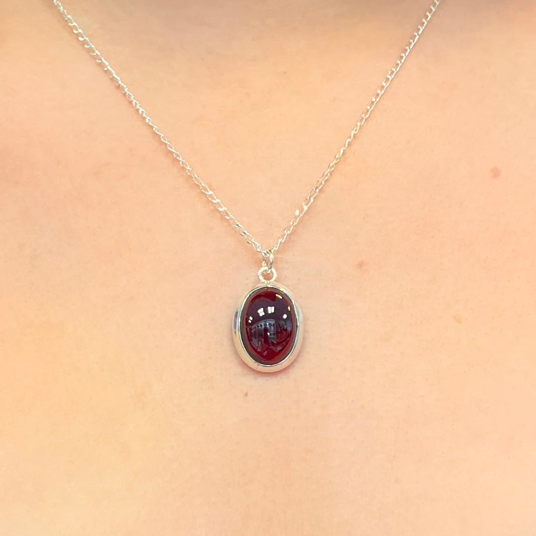 Sterling Silver Minimalistic Oval Red Garnet Necklace