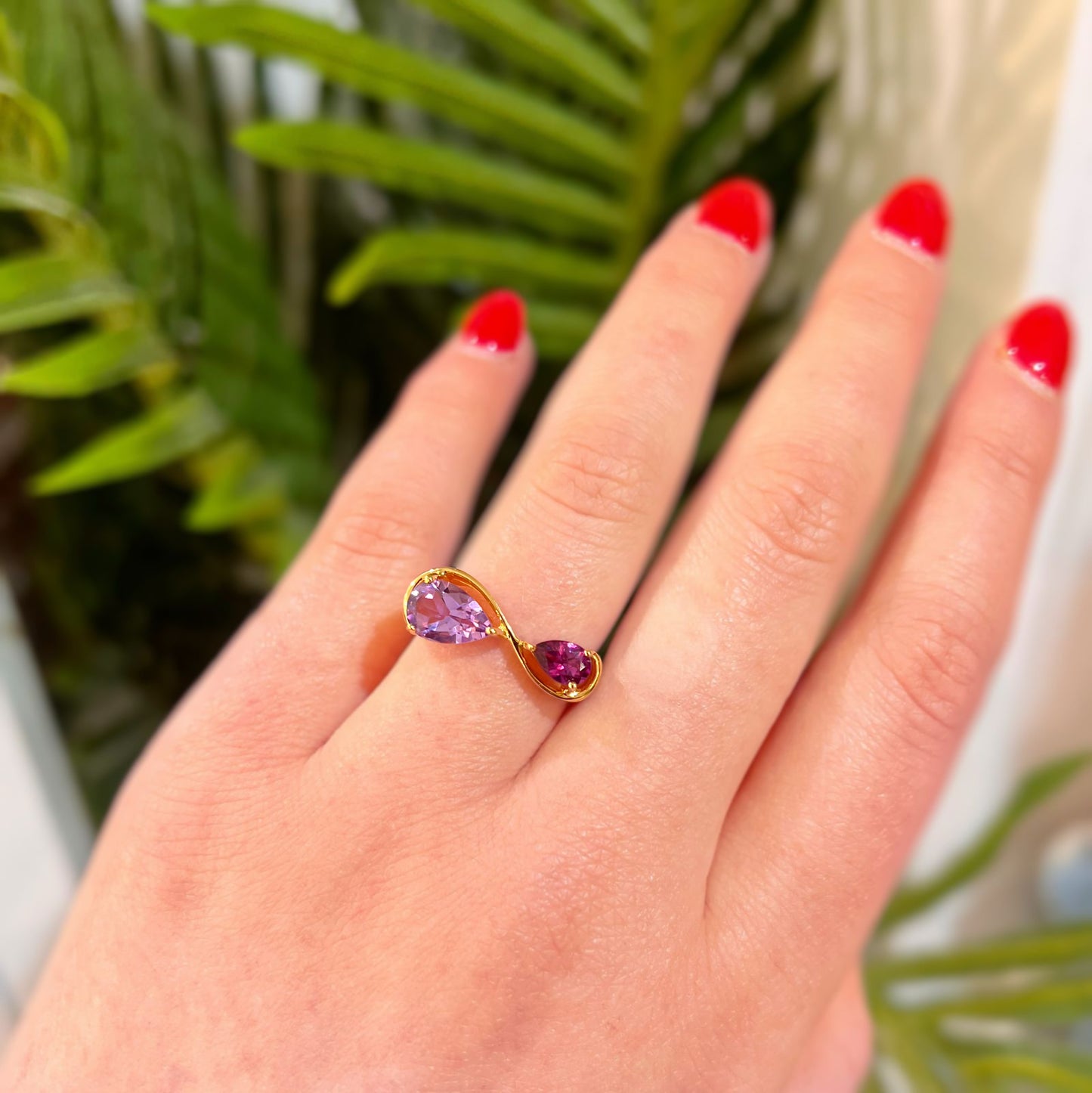 Unique & Co. Gold Burgundy & Lilac Infinity ‘Toi et Moi’ Ring - Size M ½