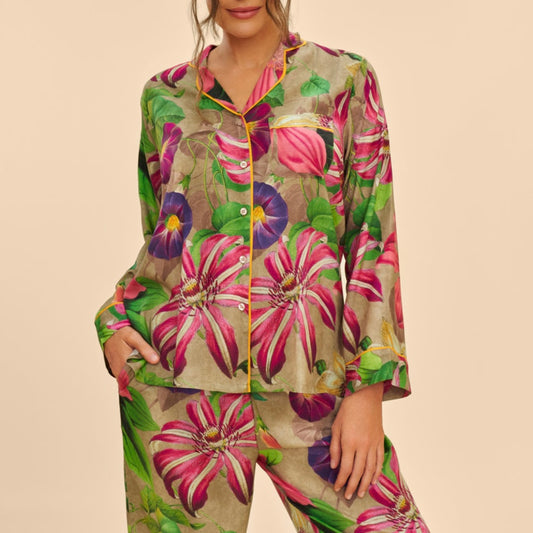 Powder Accessories Super Soft Oversized Green Floral Botanicals Long Pyjamas