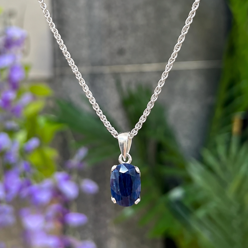 Oval Cut Blue Sapphire Sterling Silver Pendant & Chain