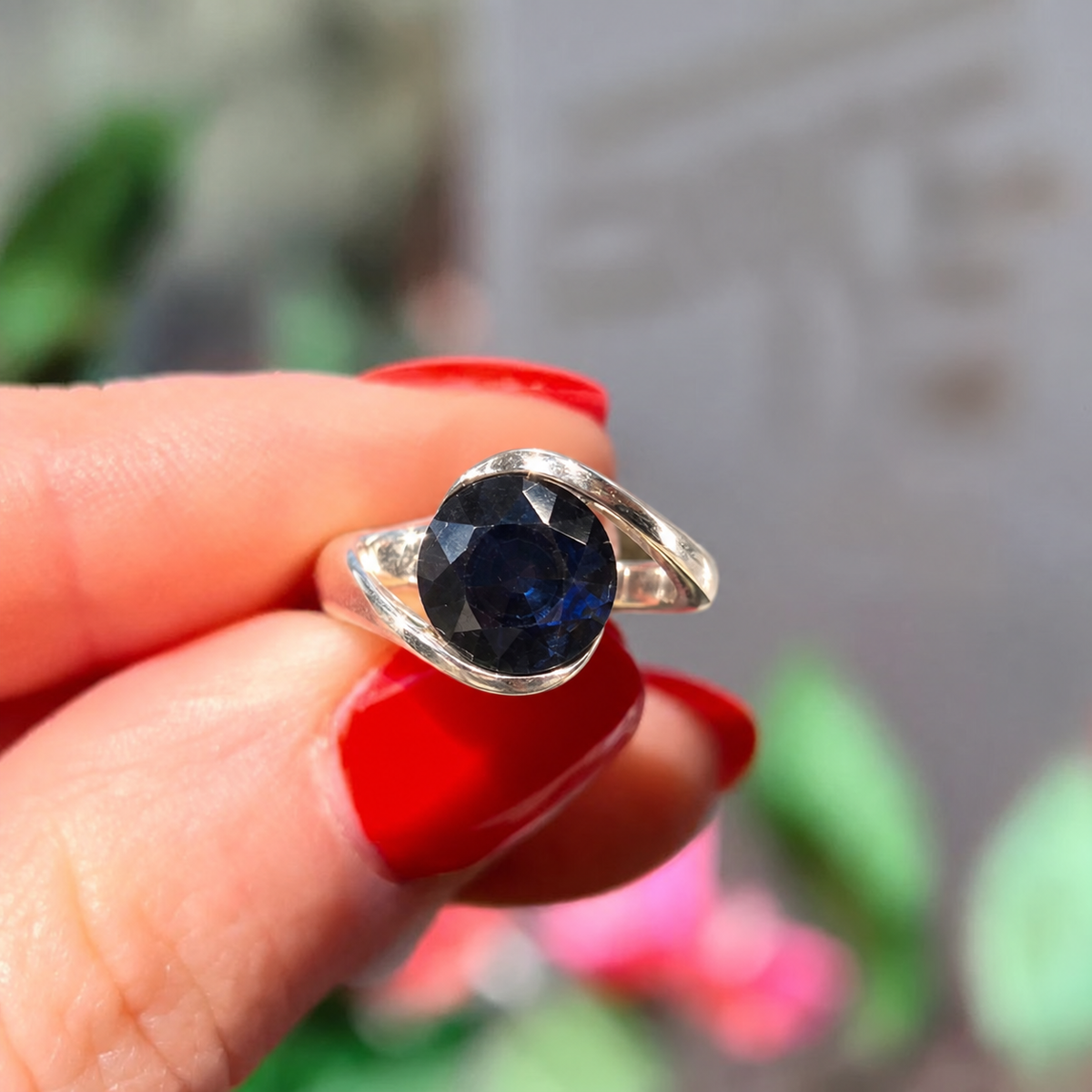 Blue Sapphire Sterling Silver Twist Design Ring | Size O