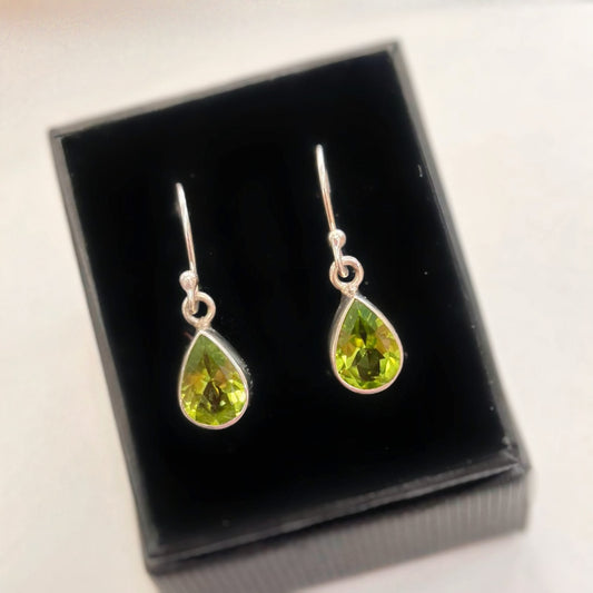Sterling Silver Pear-Shaped Peridot Bezel Set Drop Earrings