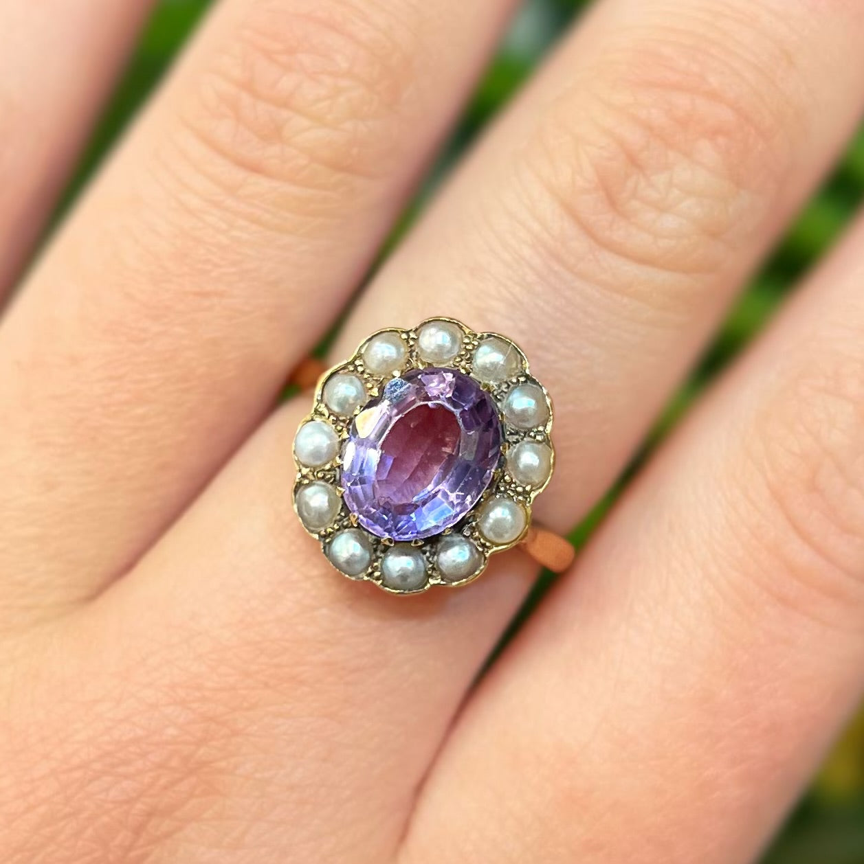 Vintage 9ct Yellow Gold Purple Amethyst and Pearl Cluster Ring - Size O