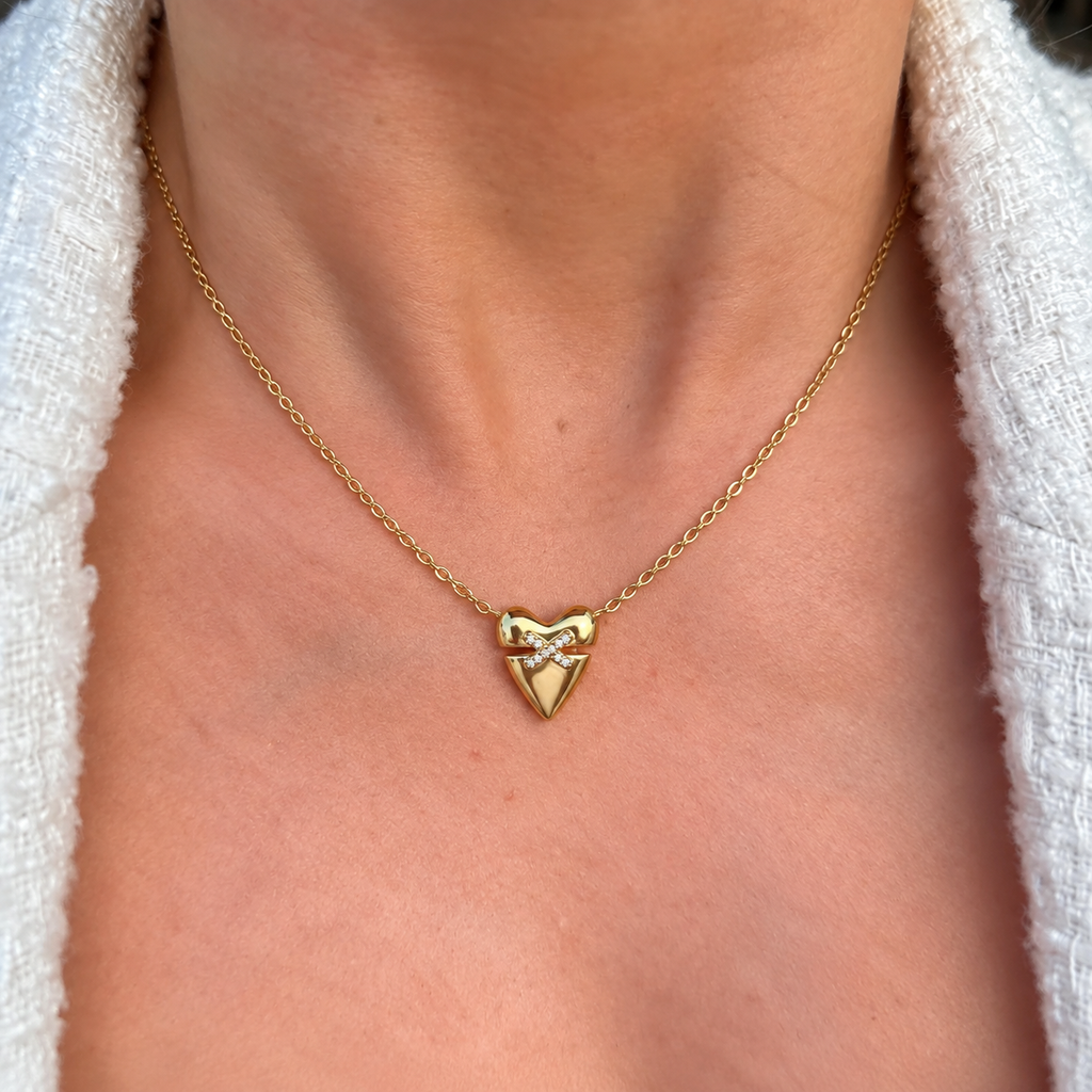 Gold Heart Kiss Pave Necklace | Ania Haie