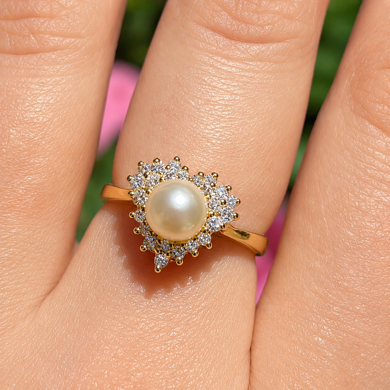 Vintage Pearl and Diamond 14ct Yellow Gold Heart Design Dress Ring | Size N