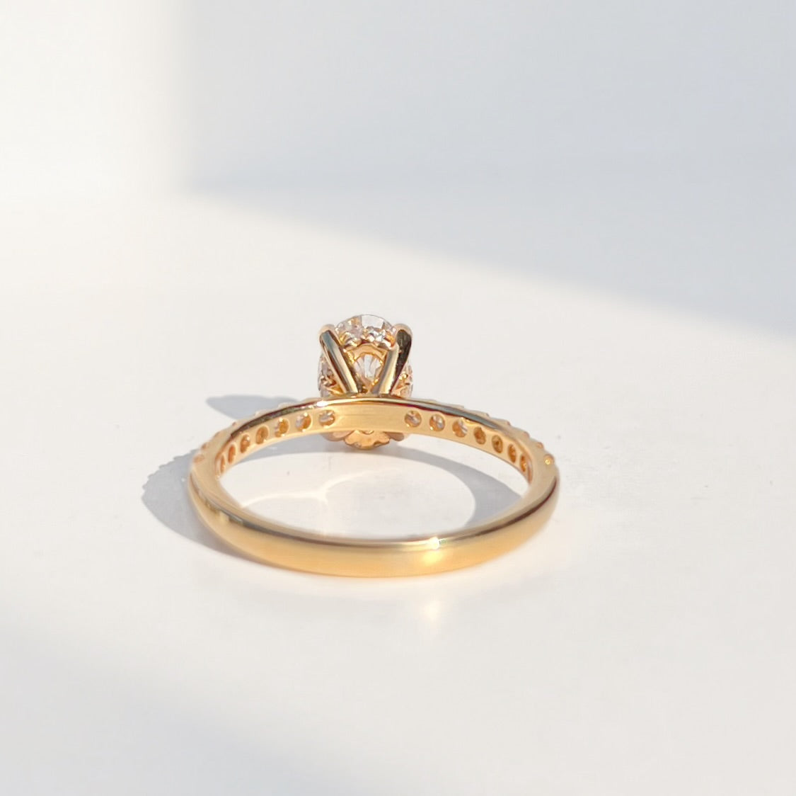 Modern 18ct Yellow Gold LAB-GROWN Oval Diamond Engagement Ring - Size L