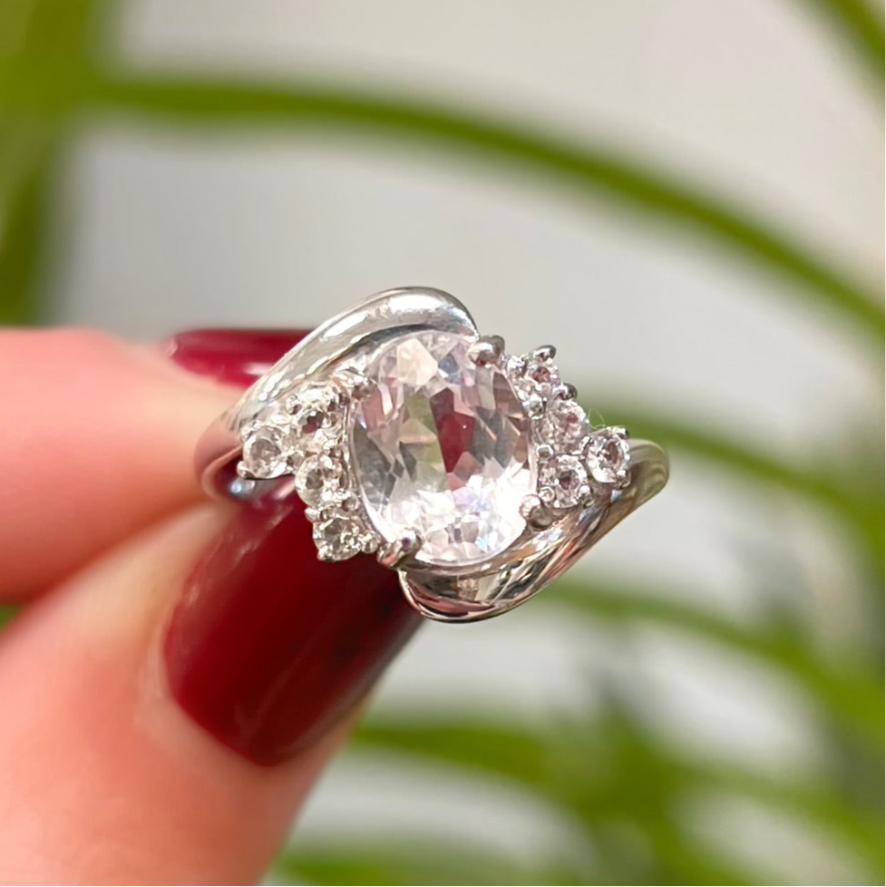 Vintage White Spinel and White Topaz 9ct White Gold Twist Dress Ring | Size K