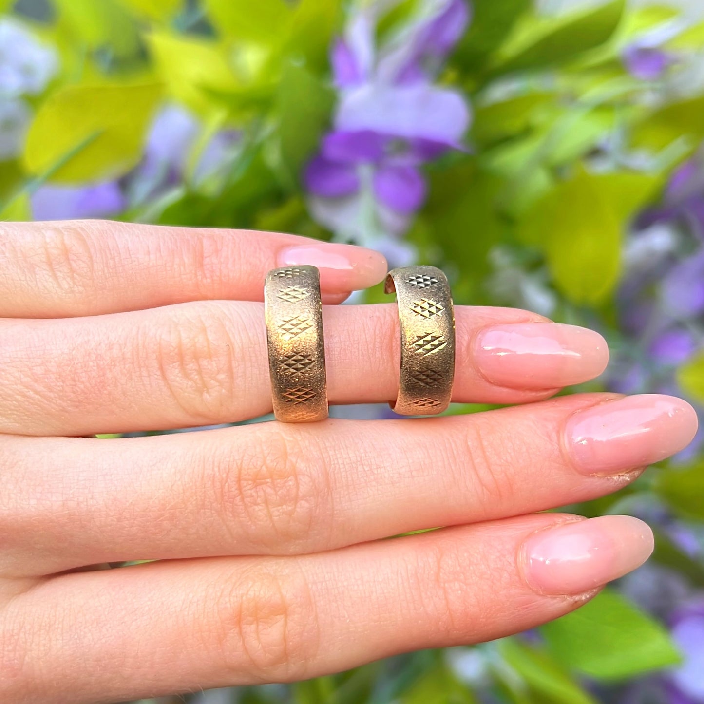 Vintage 9ct Yellow Gold Small Patterned Hoop Earrings