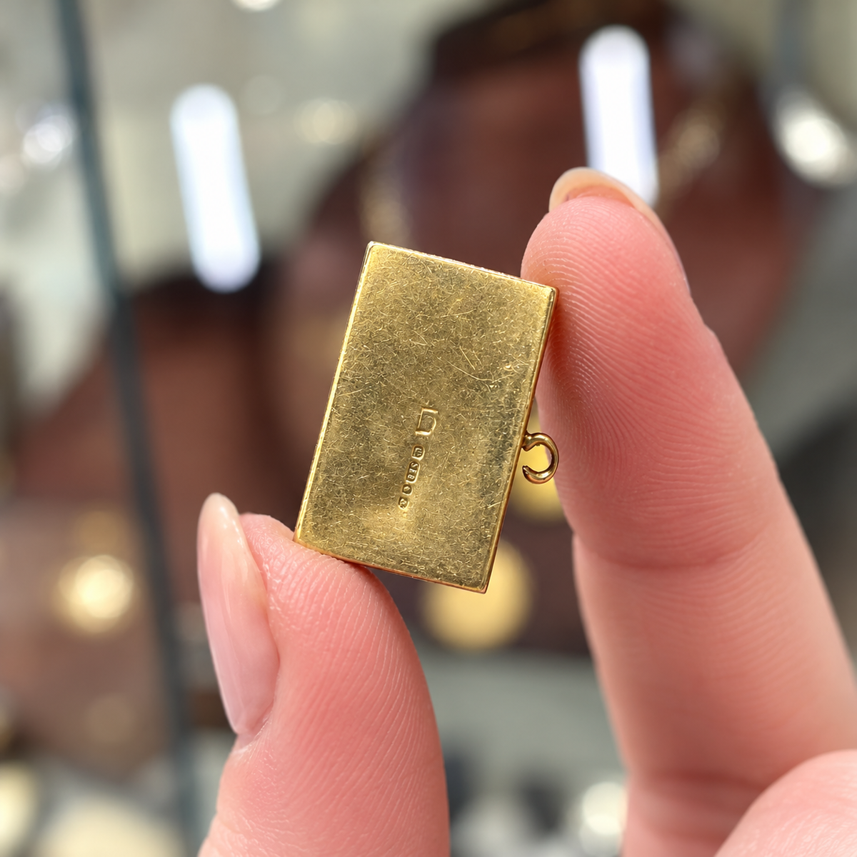 Antique 9ct Yellow Gold One Pound Charm