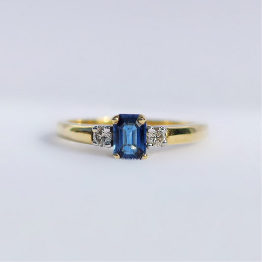 Classic Dainty 18ct Yellow Gold Sapphire and Diamond Trilogy Ring - Size N