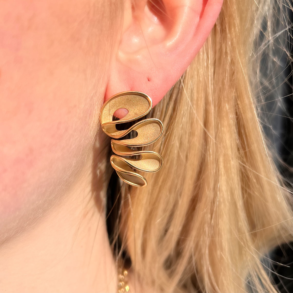 9ct Yellow Gold 3D Wave Design Earrings