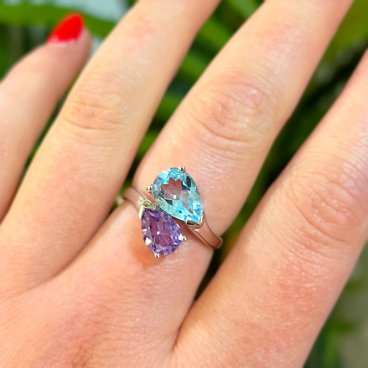 Sterling Silver Amethyst and Blue Topaz 'Toi et Moi' Ring - Size N