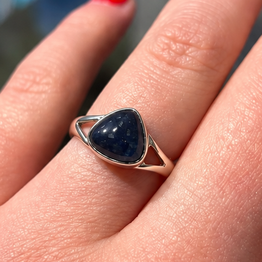 Blue Sapphire Sterling Silver Pear Cut Ring | Size P