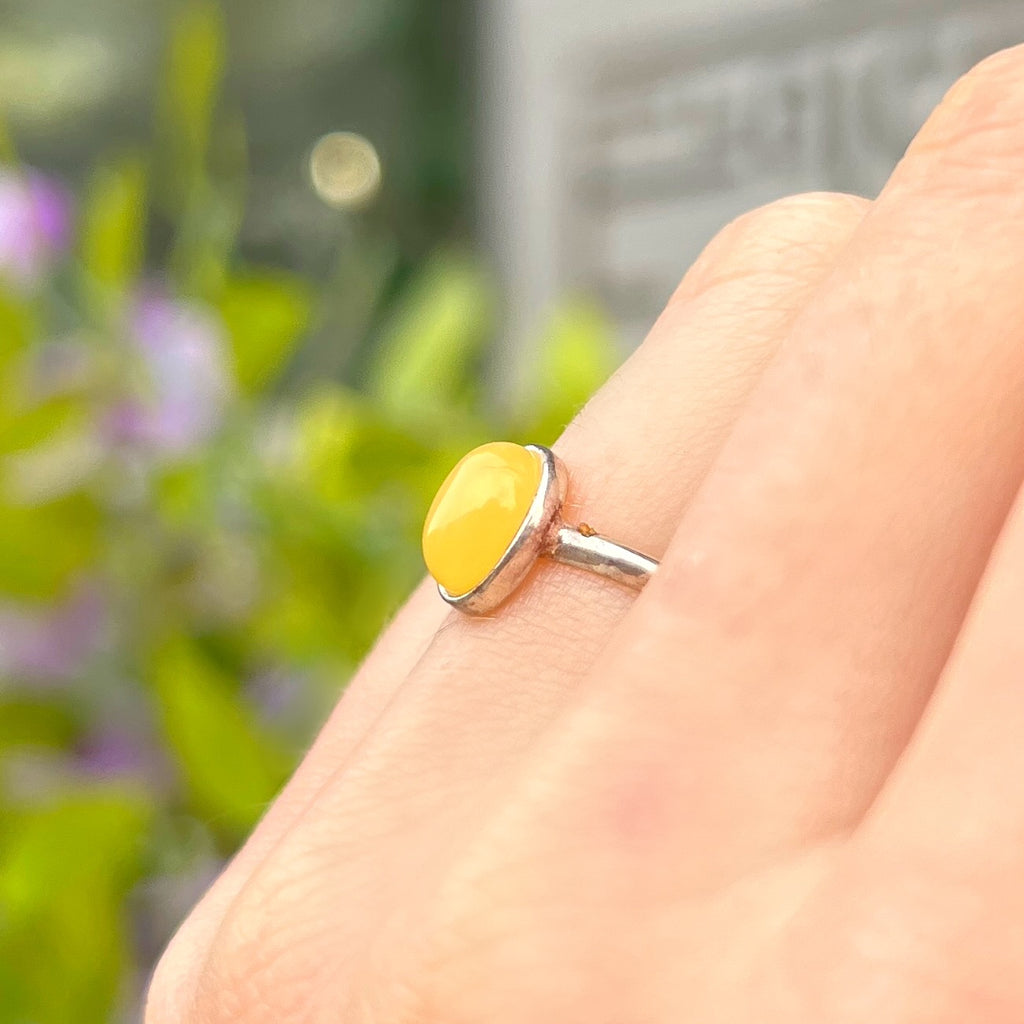 Yellow Butterscotch Amber Sterling Silver Ring | Size I