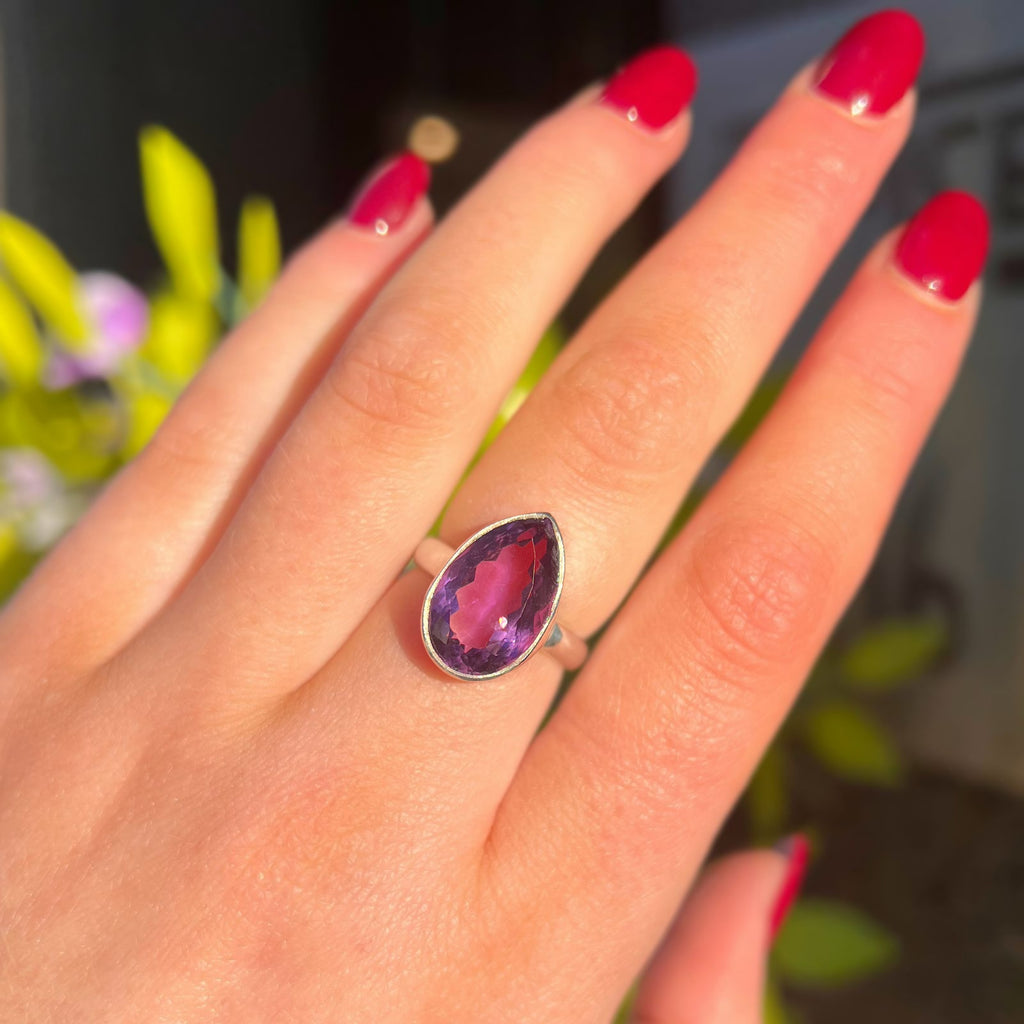 Plain Pear Shaped Faceted Amethyst Sterling Silver Ring | Size L ½