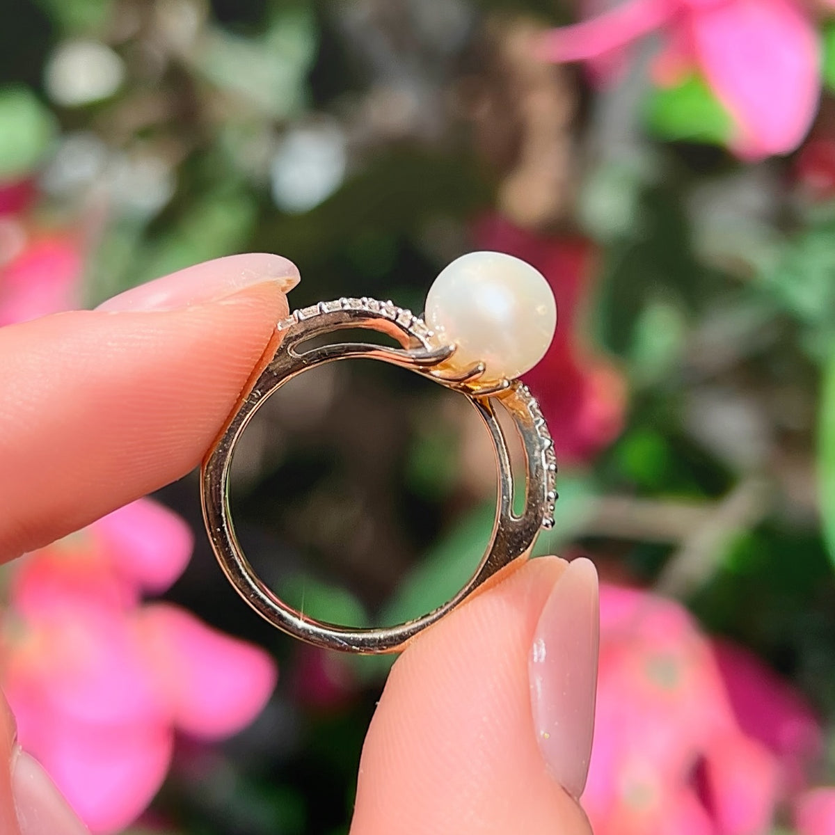 Pearl and Diamond 9ct Yellow Gold Twist Ring | Size L