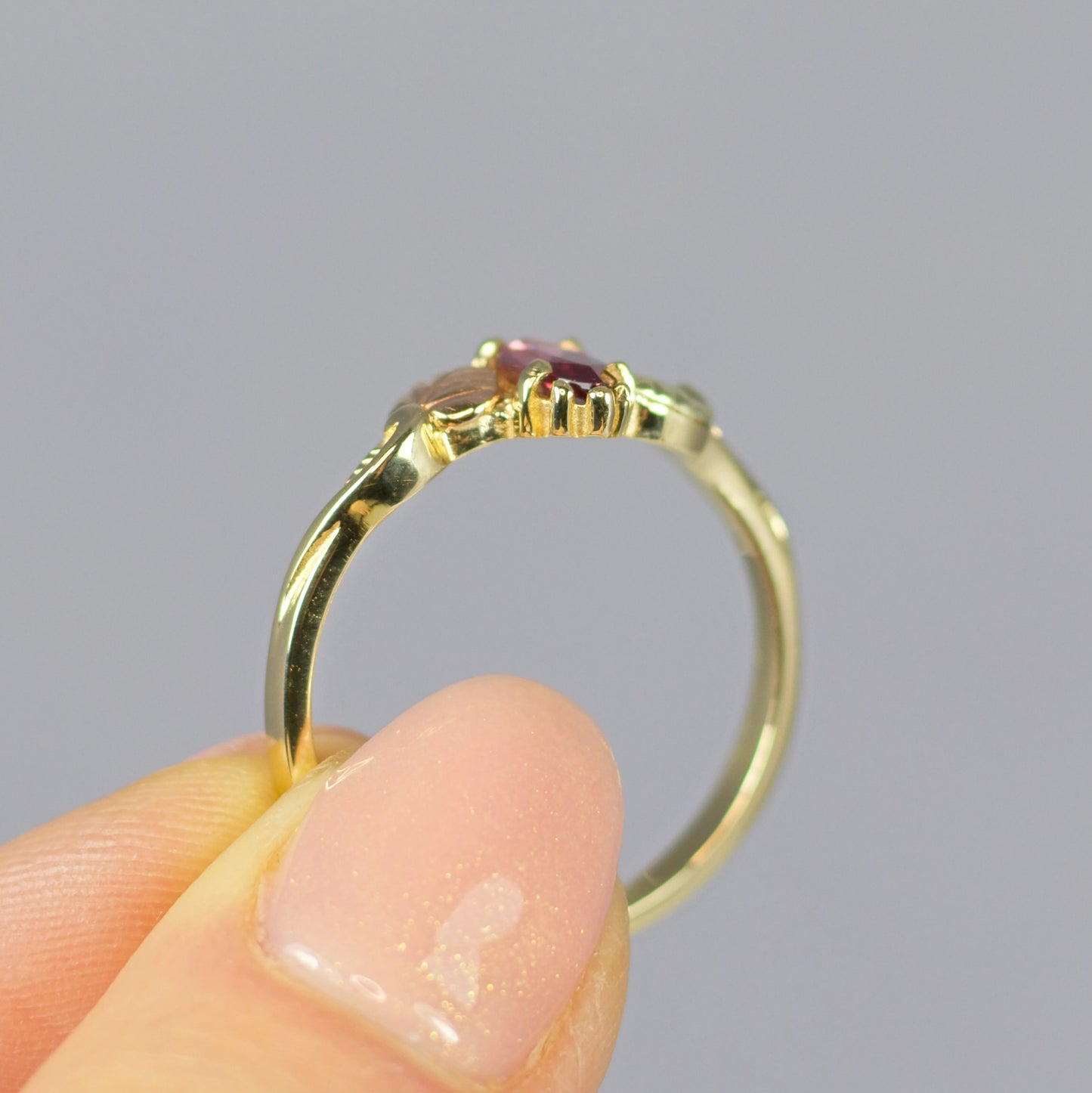 Ornate Vintage 10K Gold Pink Tourmaline Nature Inspired Ring - Size R