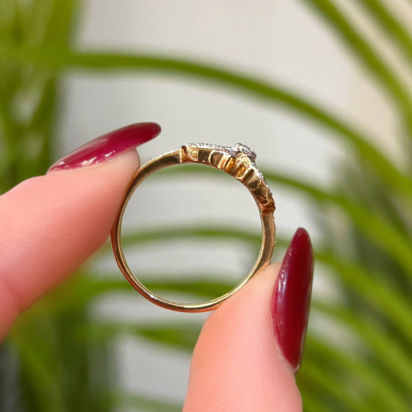 Diamond Ribbon/Bow 9ct Yellow Gold Ring | Size M ½