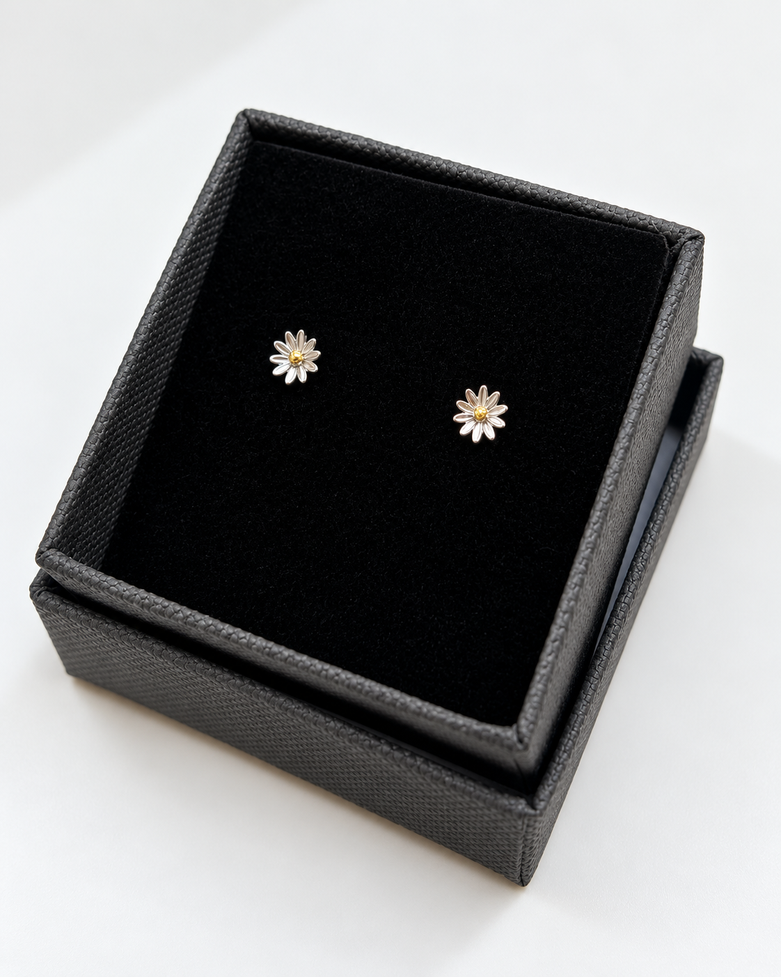 Sterling Silver & 9ct Gold Plated Two-Tone Daisy Stud Earrings