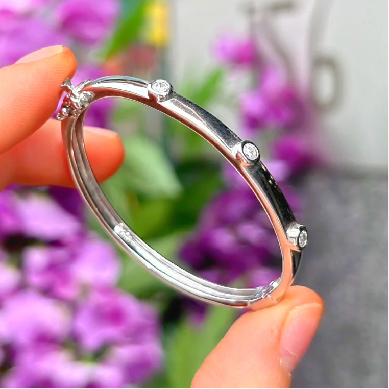 Sterling silver & cubic zirconia baby bangle