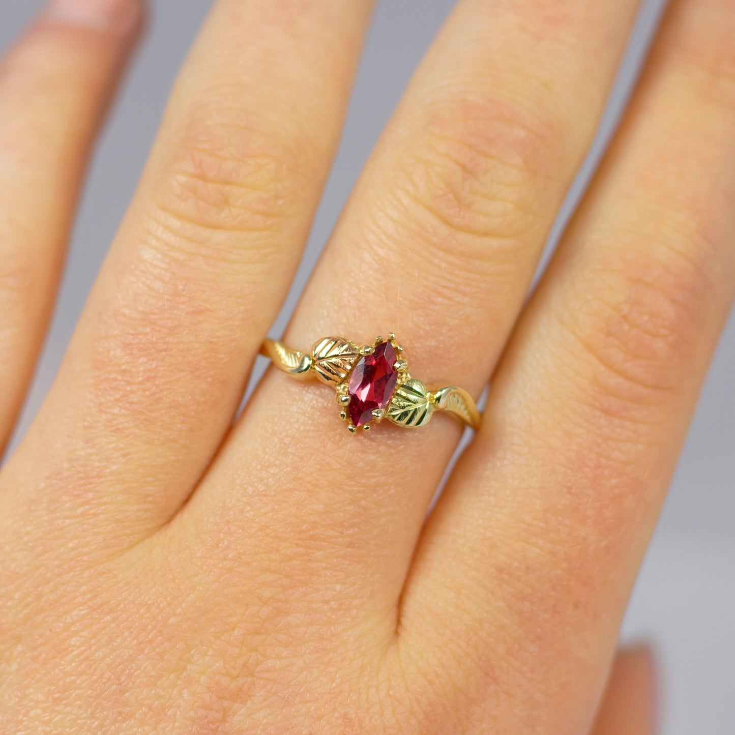 Ornate Vintage 10K Gold Pink Tourmaline Nature Inspired Ring - Size R