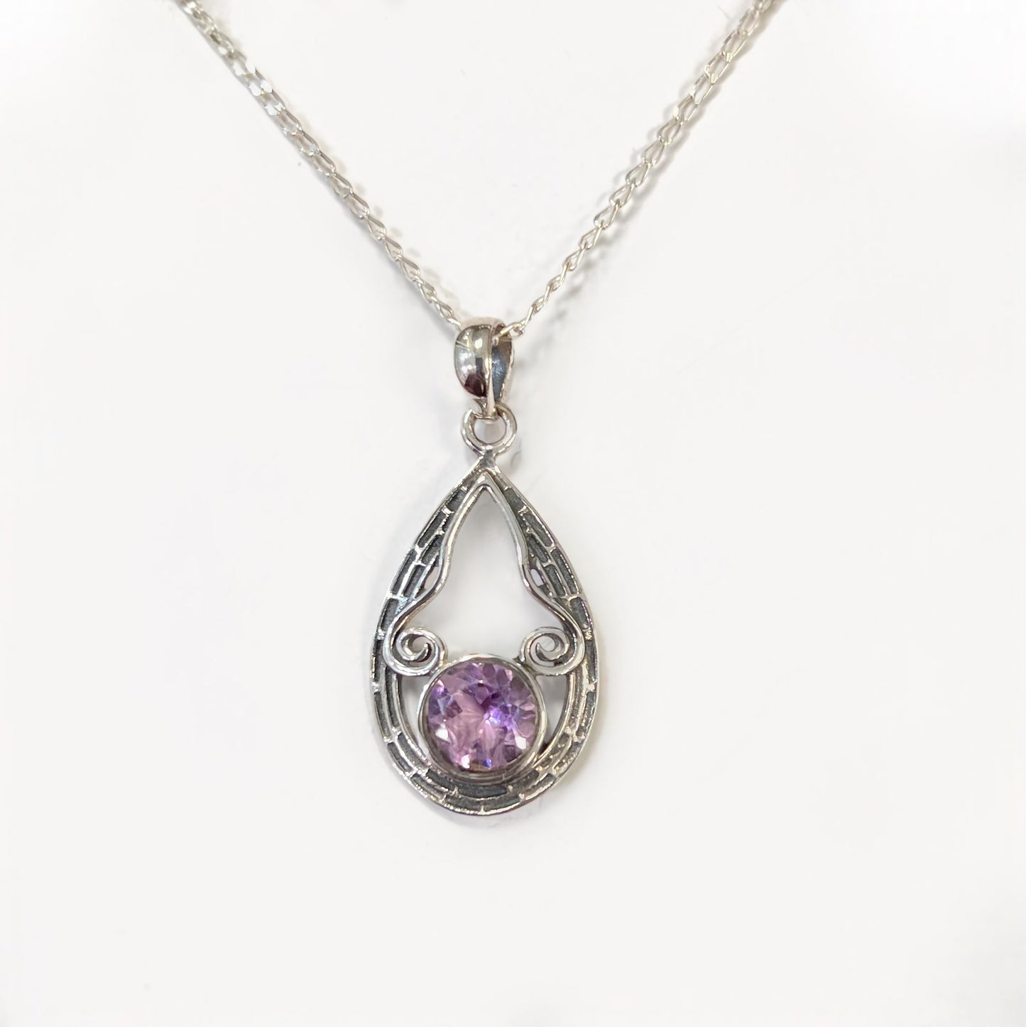 Sterling Silver Oxidised Detailed Amethyst Necklace