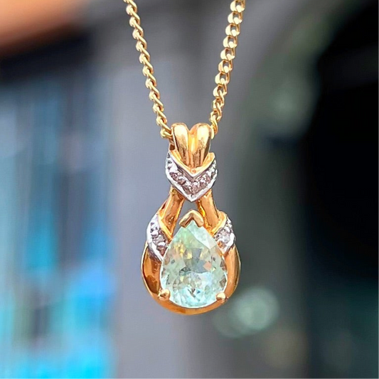 Vintage Contemporary 18ct Yellow Gold Rare Paraiba Tourmaline and Diamond Necklace