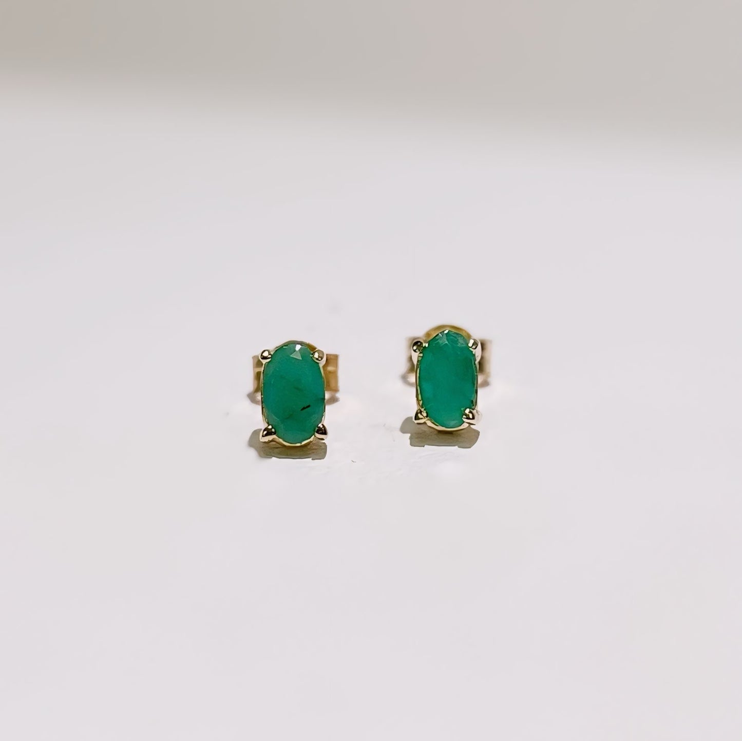 9ct Yellow Gold Oval Emerald Stud Earrings