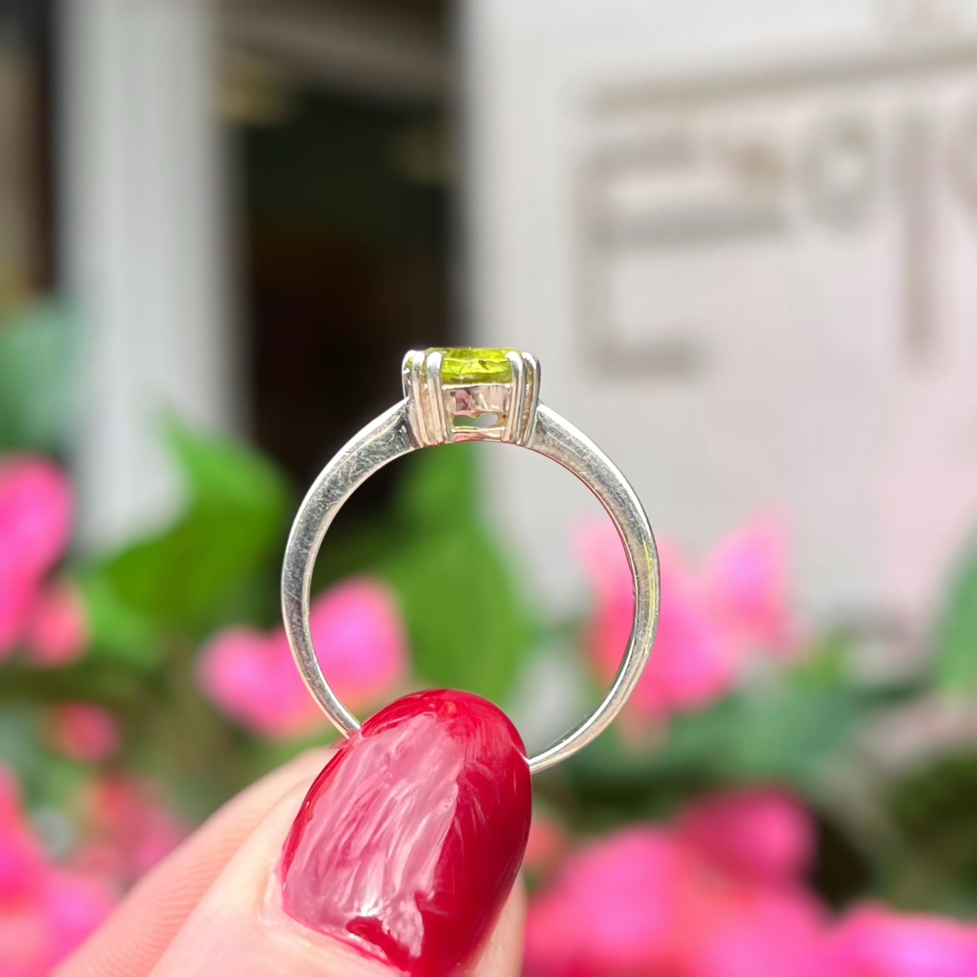 Claw Set Oval Peridot Sterling Silver Solitaire Ring | Size O