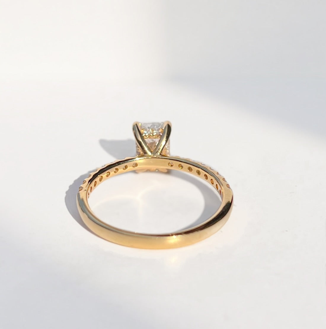 Radiant-Cut Lab-Grown Diamond 18ct Yellow Gold Engagement Ring | Size N