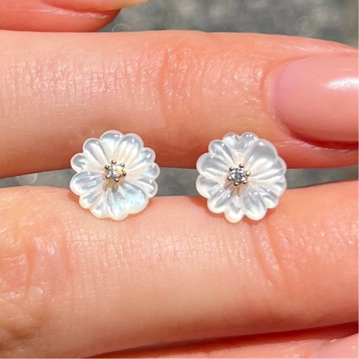 Mother of Pearl & Cubic Zirconia 9ct Gold Plated Flower Stud Earrings