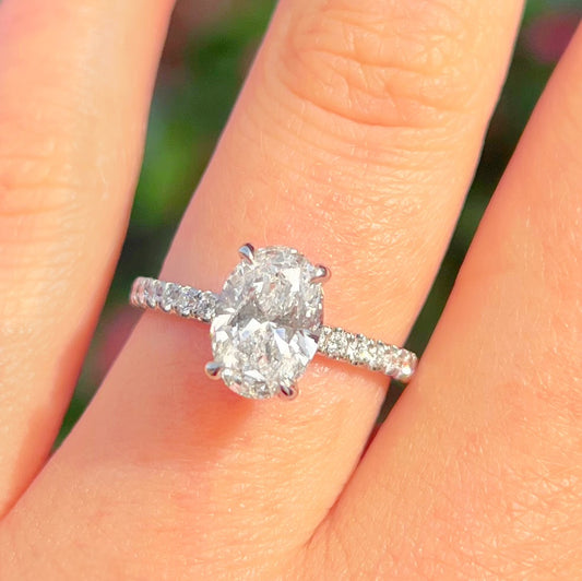 Timeless Platinum Oval-Cut LAB-GROWN Diamond Engagement Ring - Size L ½