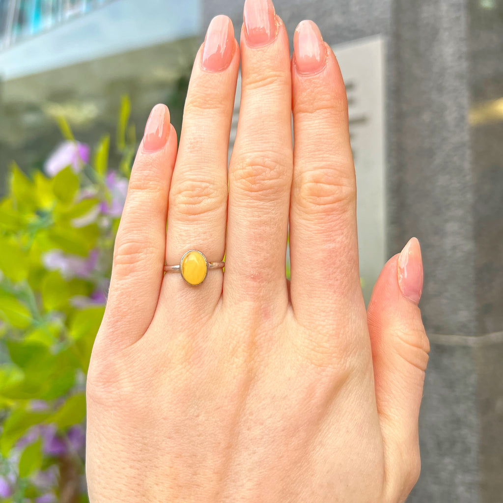 Yellow Butterscotch Amber Sterling Silver Ring | Size I