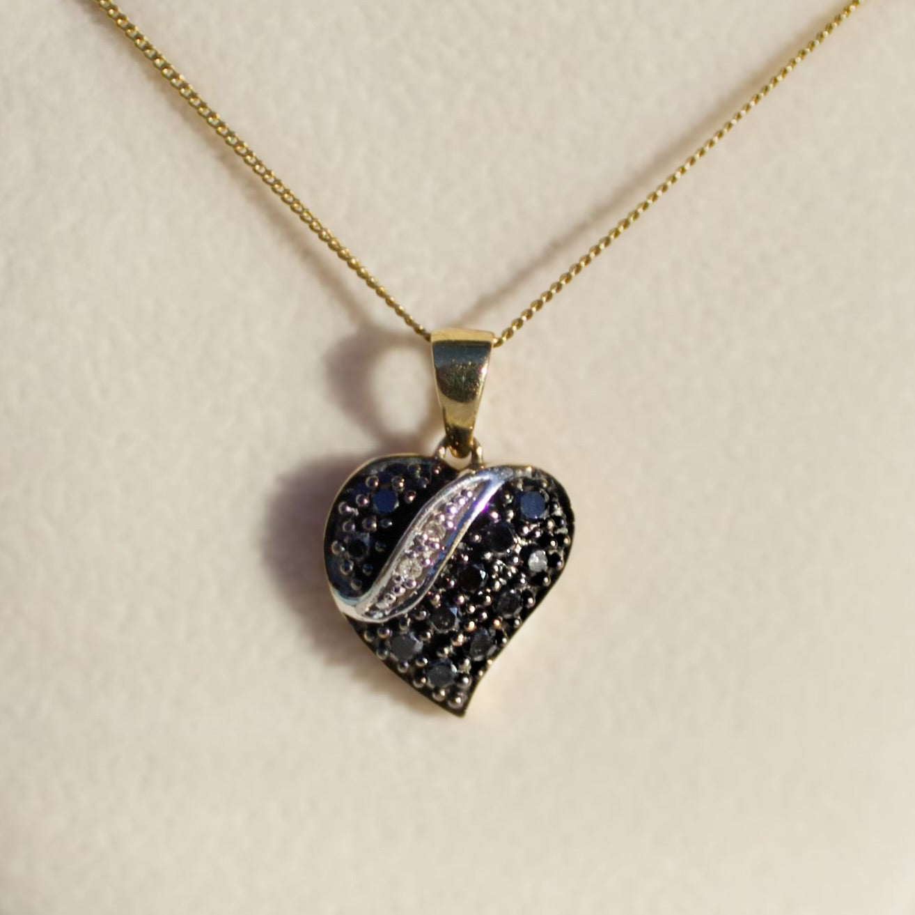 Vintage 9ct Yellow Gold Witch's Heart Black Diamond Necklace