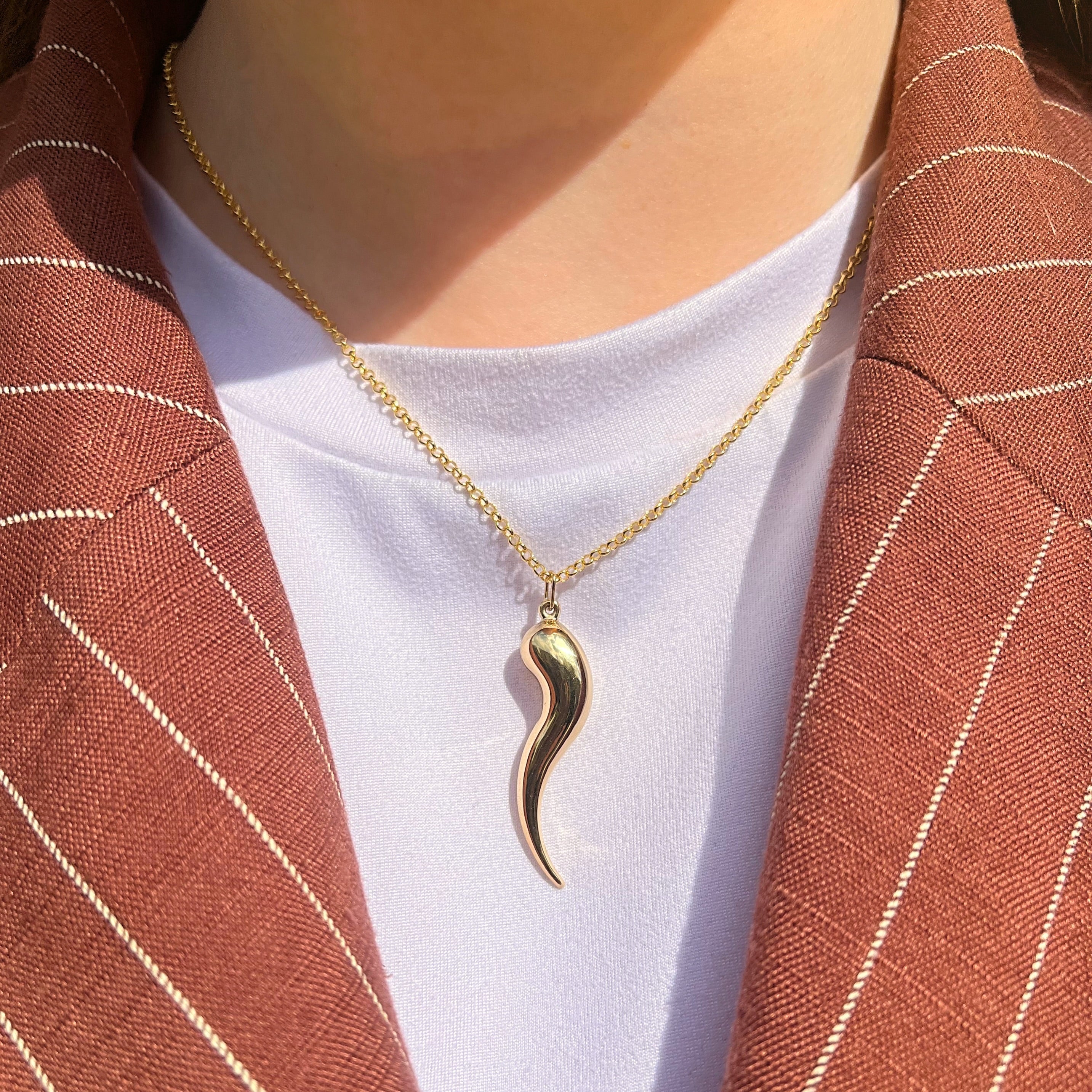 Large Vintage 9ct Yellow Gold Italian Cornicello Horn Charm