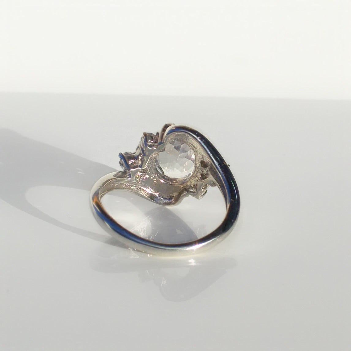 Vintage White Spinel and White Topaz 9ct White Gold Twist Dress Ring | Size K