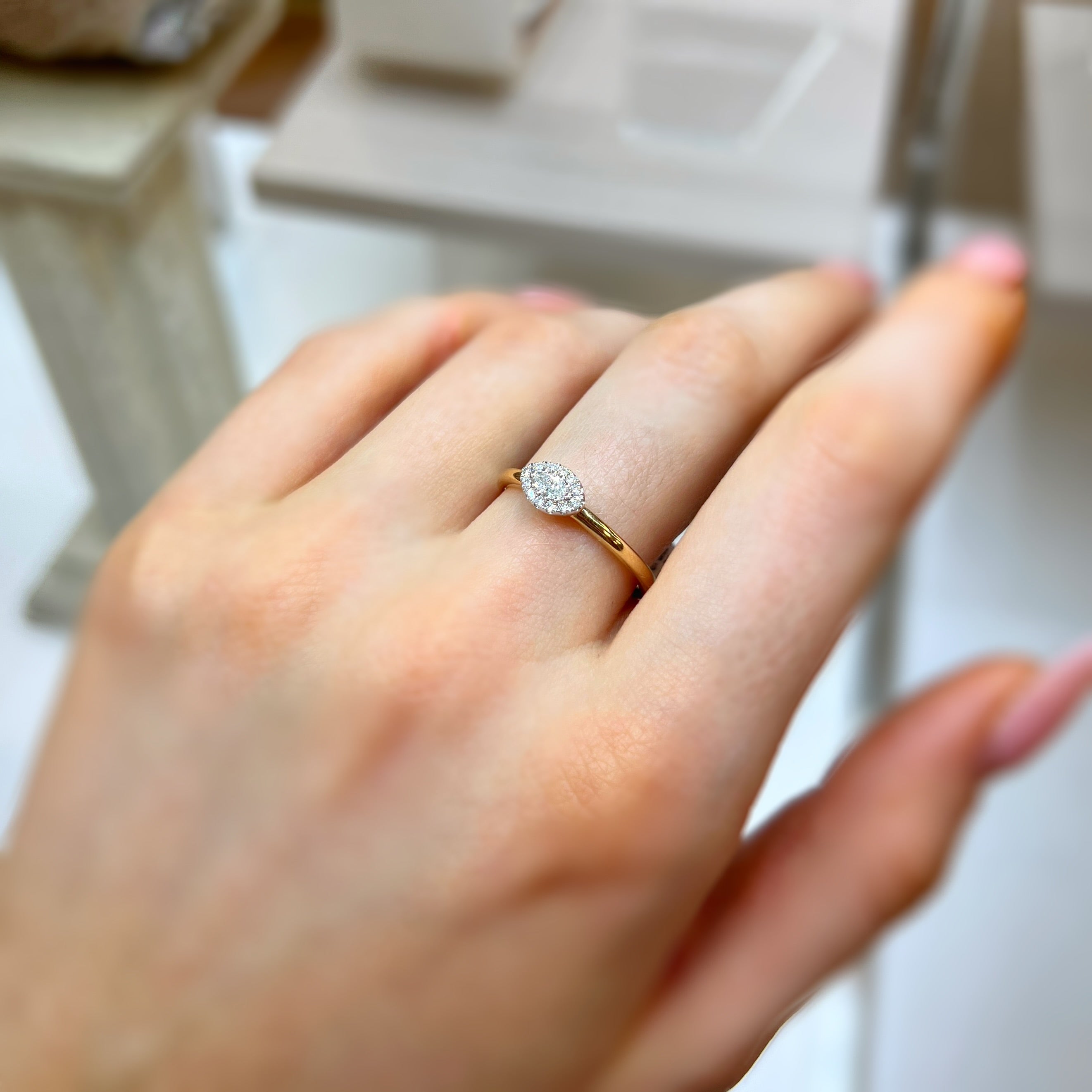 Diamond 9ct Yellow Gold Eye Shape Ring | Size O