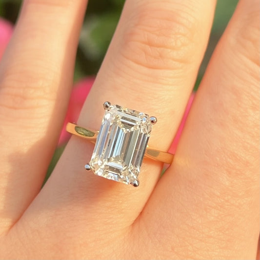 Showstopping 18ct Yellow Gold 5ct Emerald-Cut LAB-GROWN Diamond Engagement Ring - Size L ½