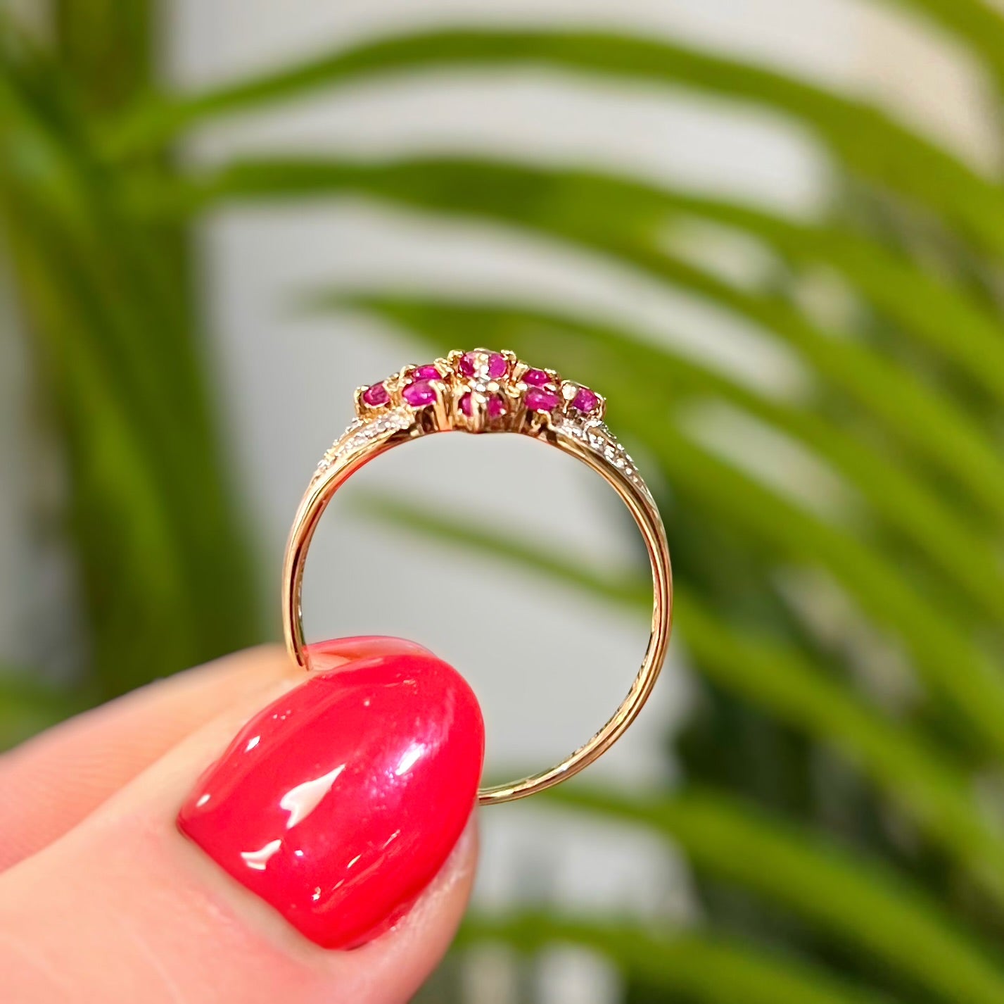 Unusual Vintage 9ct Yellow Gold Ruby and Diamond Ornate Cluster Ring - P