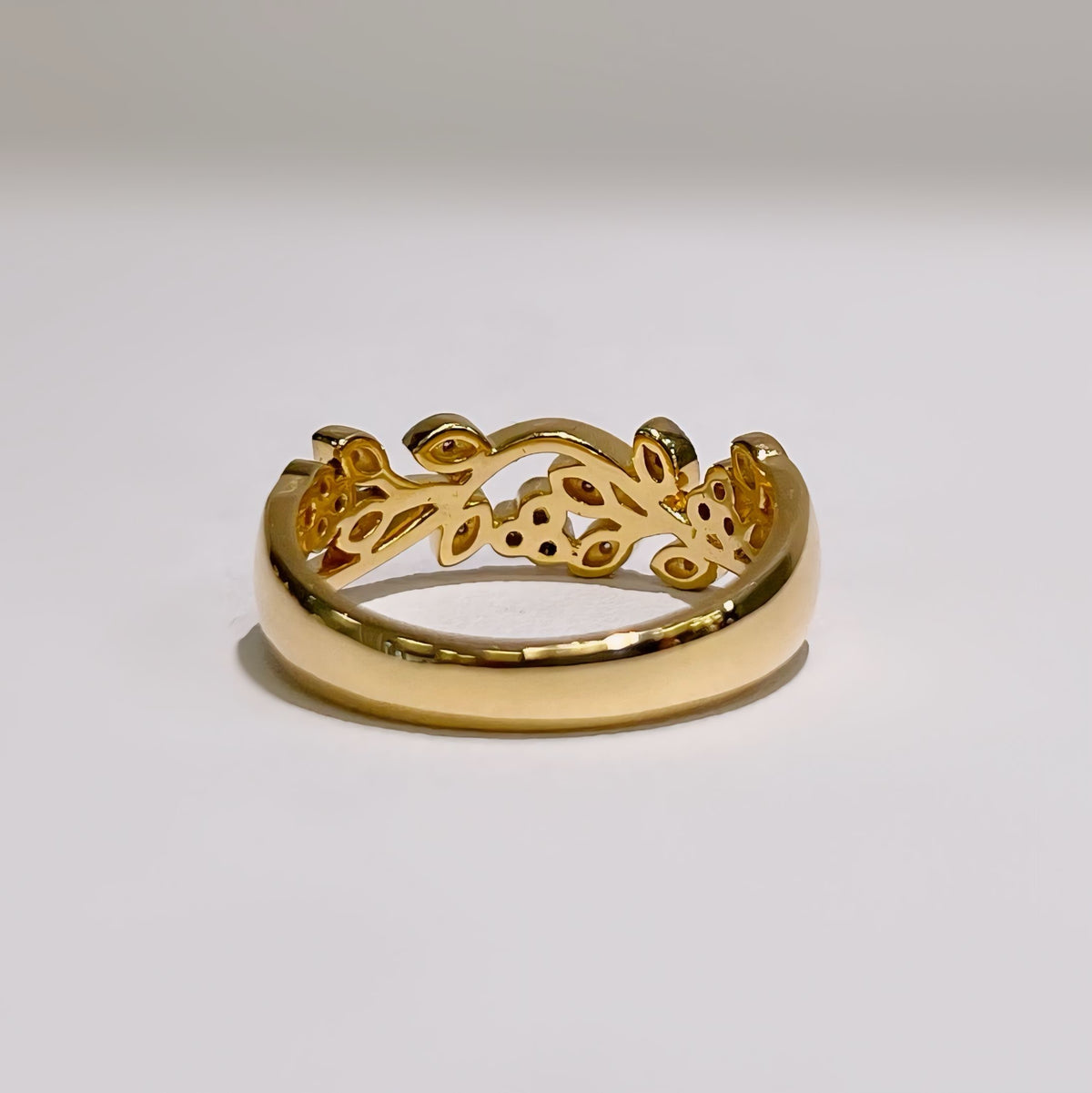 'The Flora' Floral Diamond 18ct Yellow Gold Band Ring | Size M ½