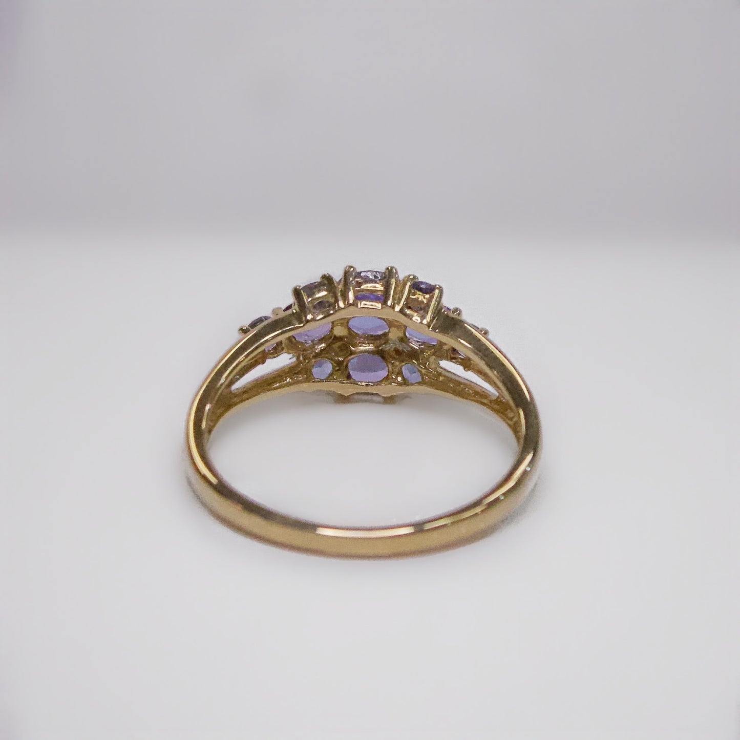 Pretty Vintage 9ct Yellow Gold Unique Tanzanite and Diamond Cluster Ring - Size R