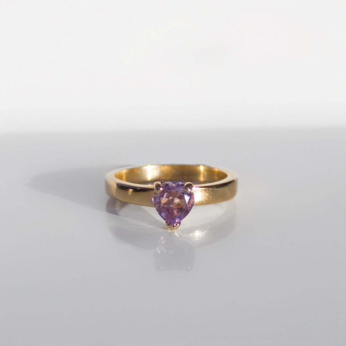 Handmade Vintage Amethyst 9ct Yellow Gold Heart Solitaire Ring | Size M