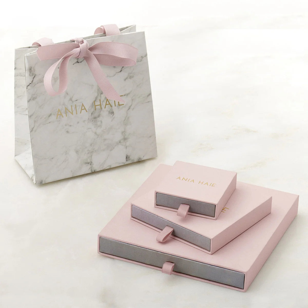 Ania Hae Gold Heart Kiss Pavé Necklace